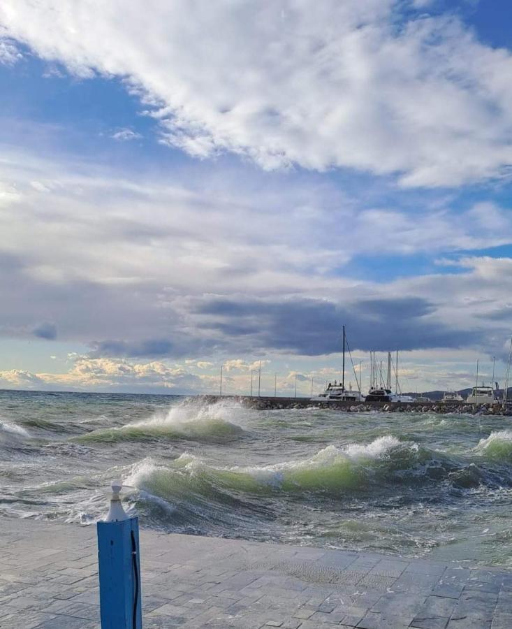 Apartmán Promenada Nikiti Exteriér fotografie